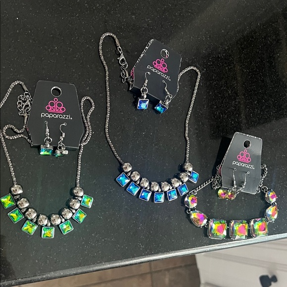 paparazzi Jewelry - Square up ♥️❤️Jewelry Set